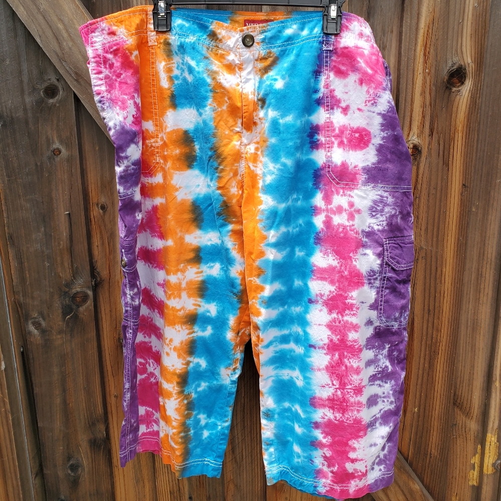 Handmade one of a kind tie dyed capris sz 24